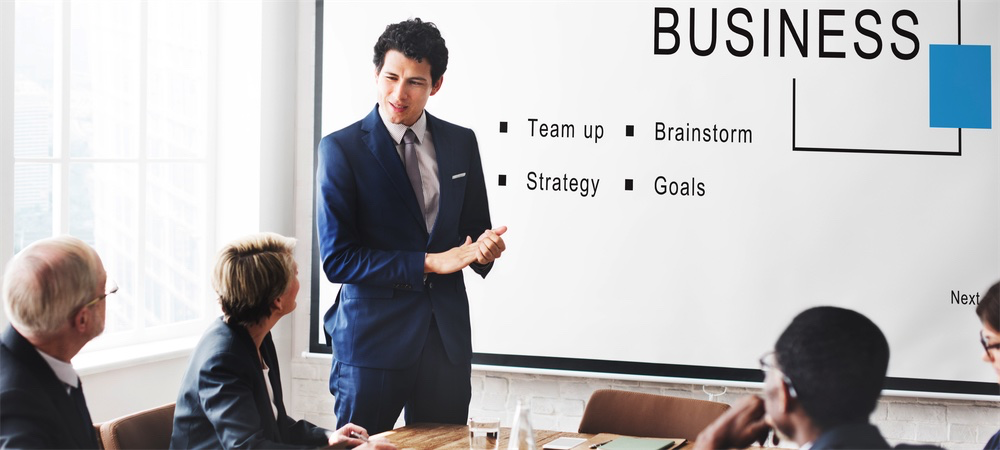 A Complete Guide to Employee Training and Development