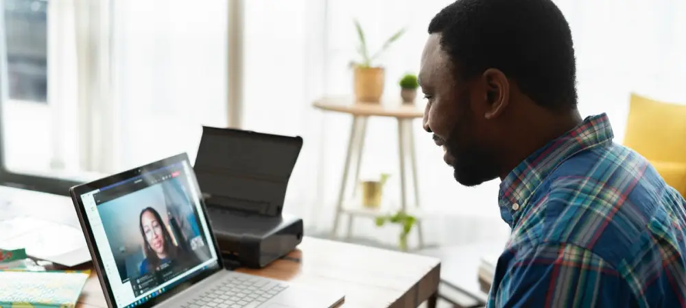 How to Manage a Remote Team Efficiently: A Detailed Guide